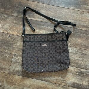 Coach Black/Brown Signature Crossbody Shoulder Bag